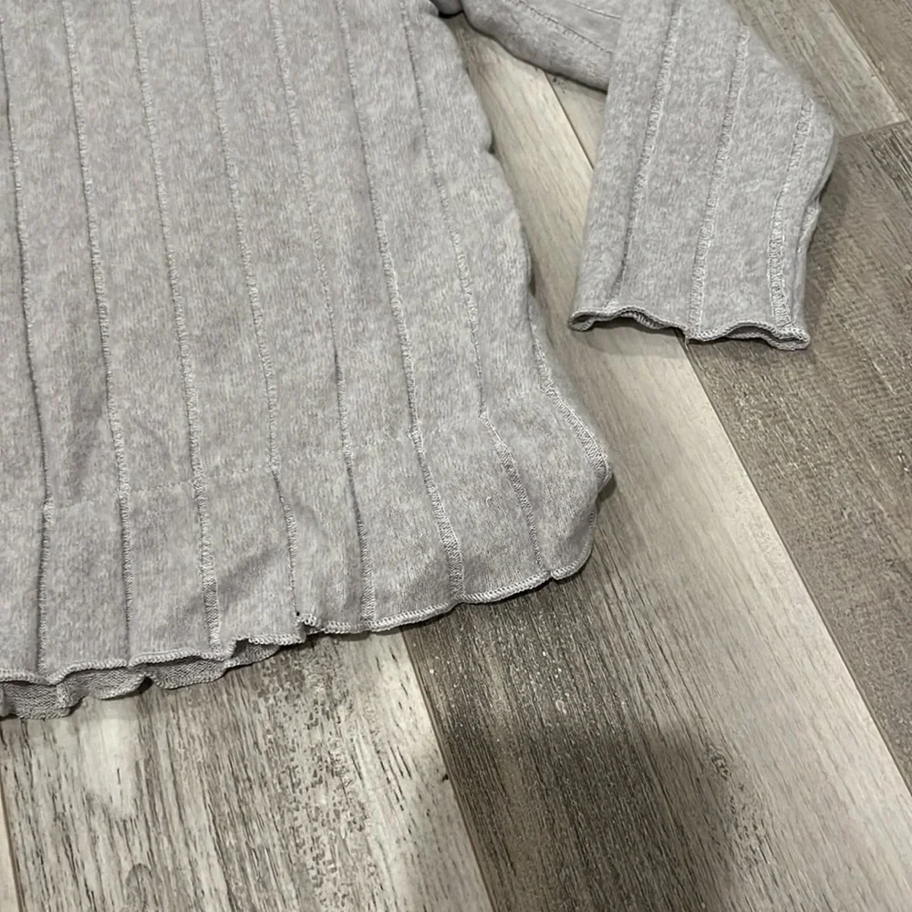 Zara Ribbed Soft Shirt
